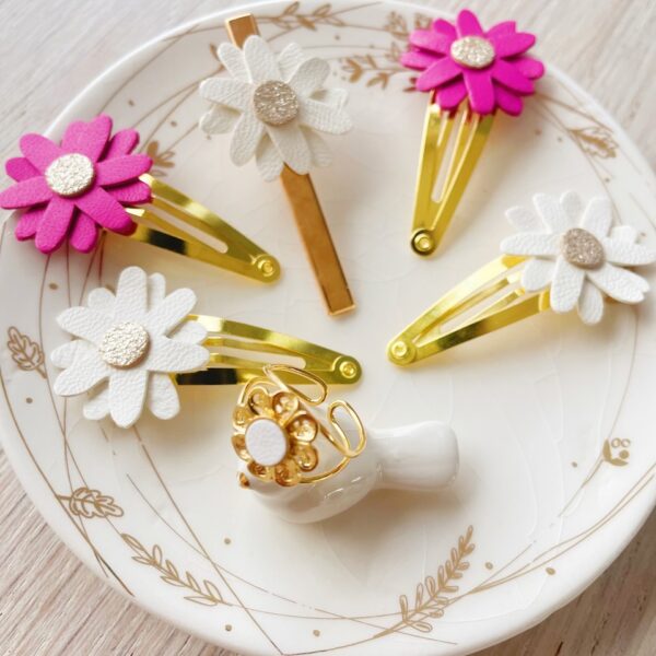 jolie barrette pâquerette marguerite blanche et rose champêtre chic et bohème © du vent dans mes valises0