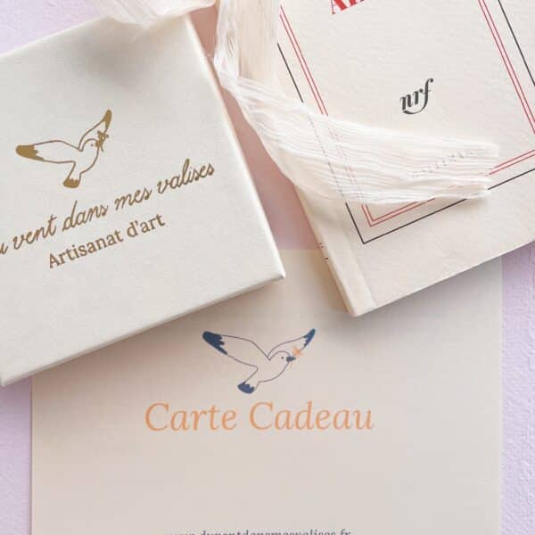 E-carte cadeau Du vent dans mes valises, cadeau artisanal fait main, valable sur l’e-shop