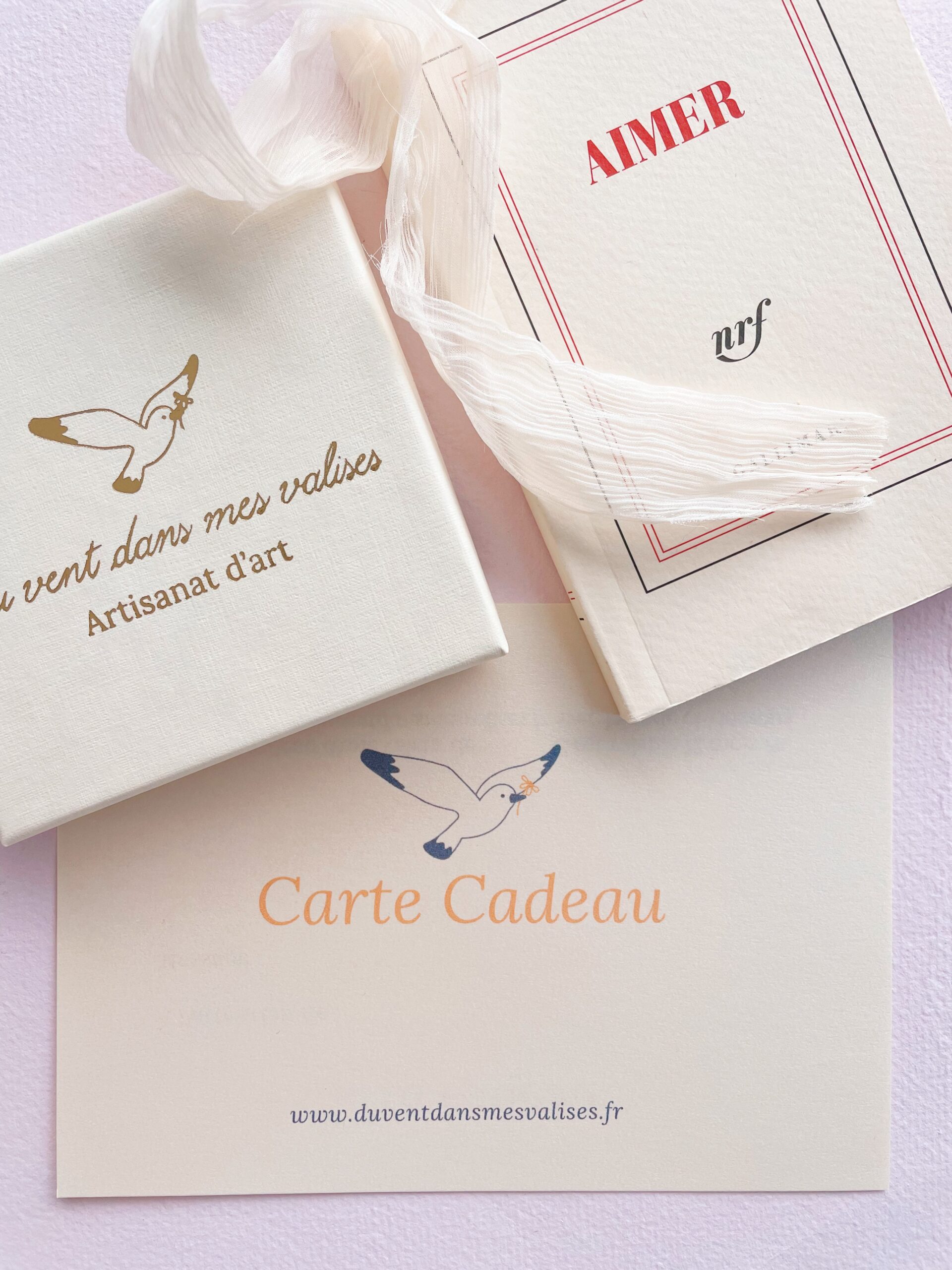 E-carte cadeau Du vent dans mes valises, cadeau artisanal fait main, valable sur l’e-shop
