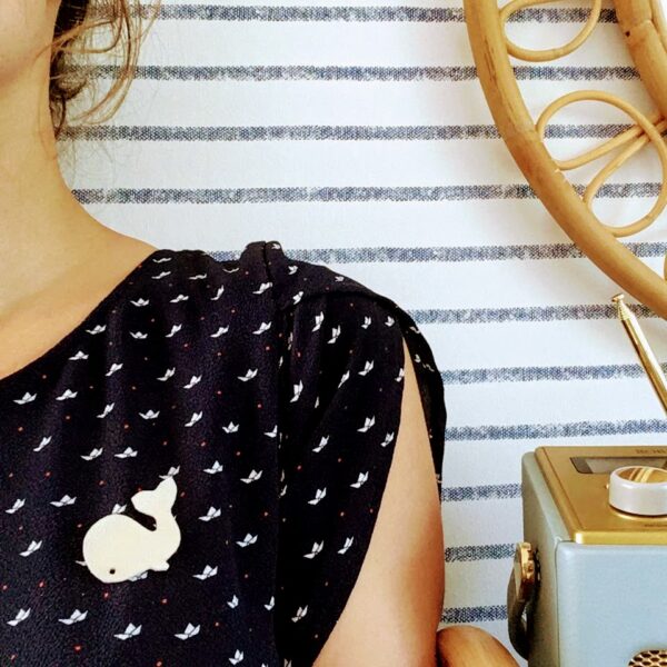 du vent dans mes valises - broche baleine made in France