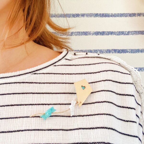 le cerf-volant, broche poétique made in france - du vent dans mes valises