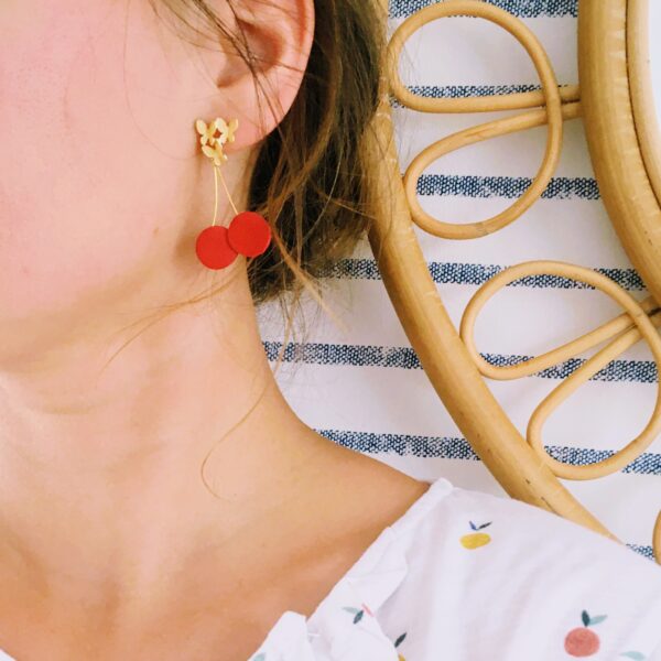 du vent dans mes valises - boucles d'oreilles cerises et papillons rouge dorées made in France