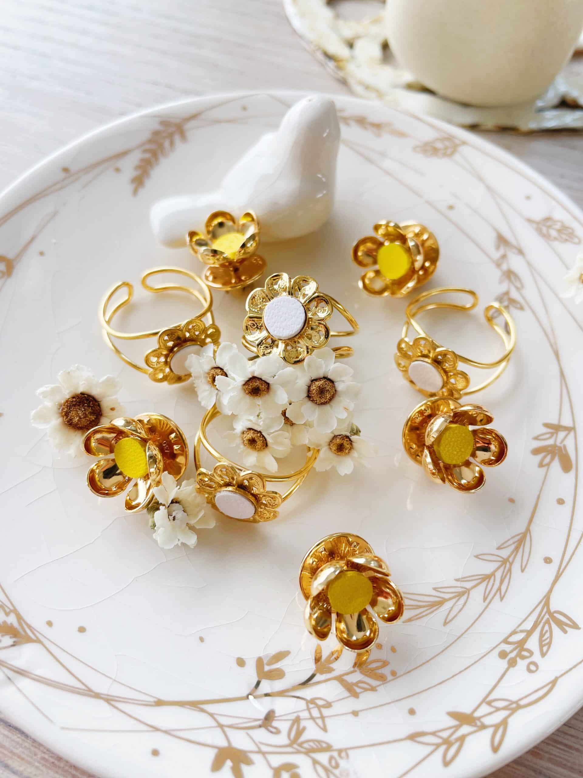 bijoux fleurs mariage laiton doré or fin et cuir upcyclé fabrication artisanale française © du vent dans mes valises 1