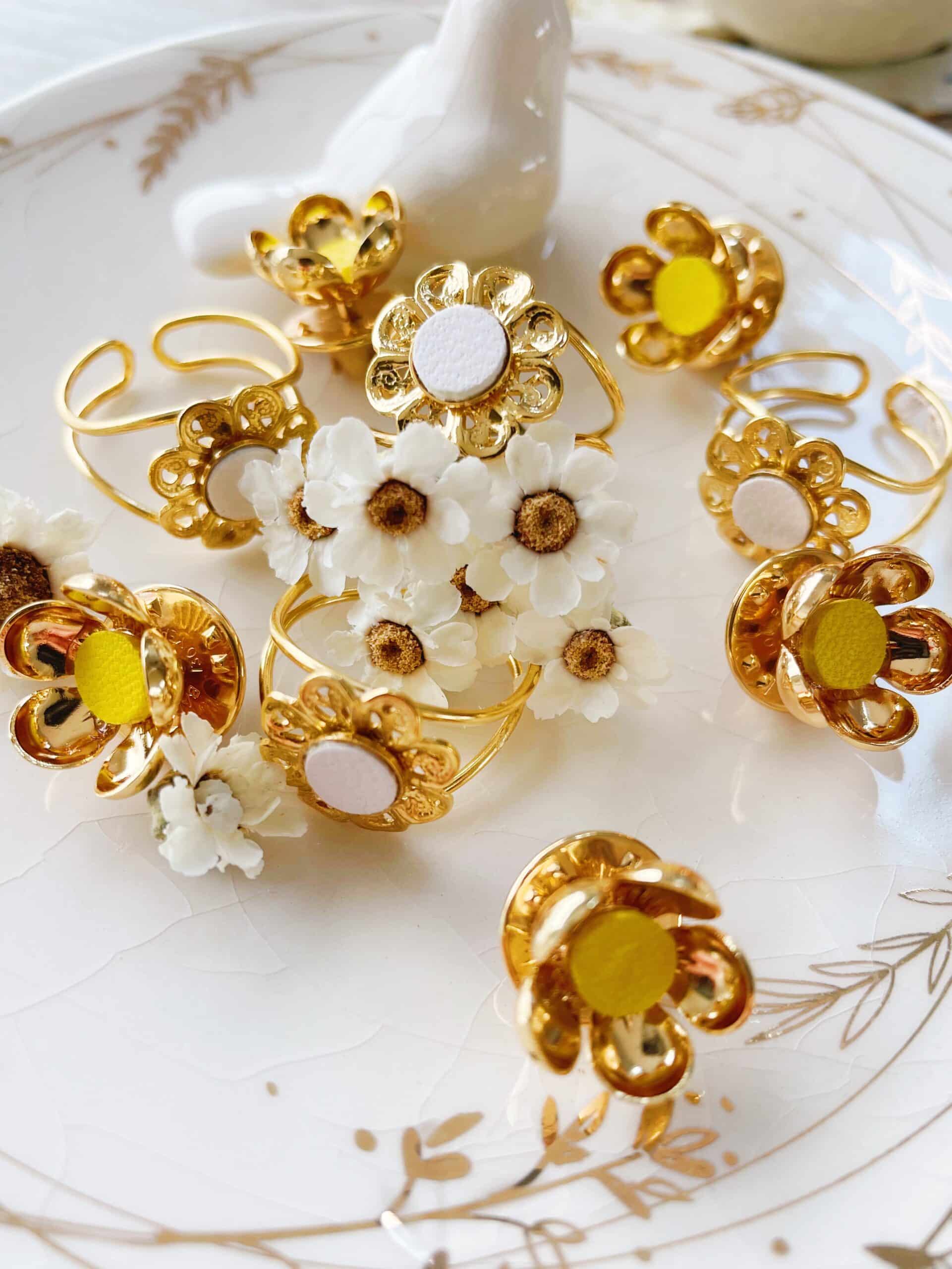 bijoux fleurs mariage laiton doré or fin et cuir upcyclé fabrication artisanale française © du vent dans mes valises 4