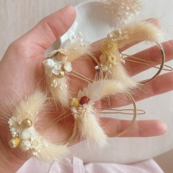 pince mariage automne hiver en fleurs séchées accessoires cheveux made in France © fleurs de souvenirs x du vent dans mes valises 5