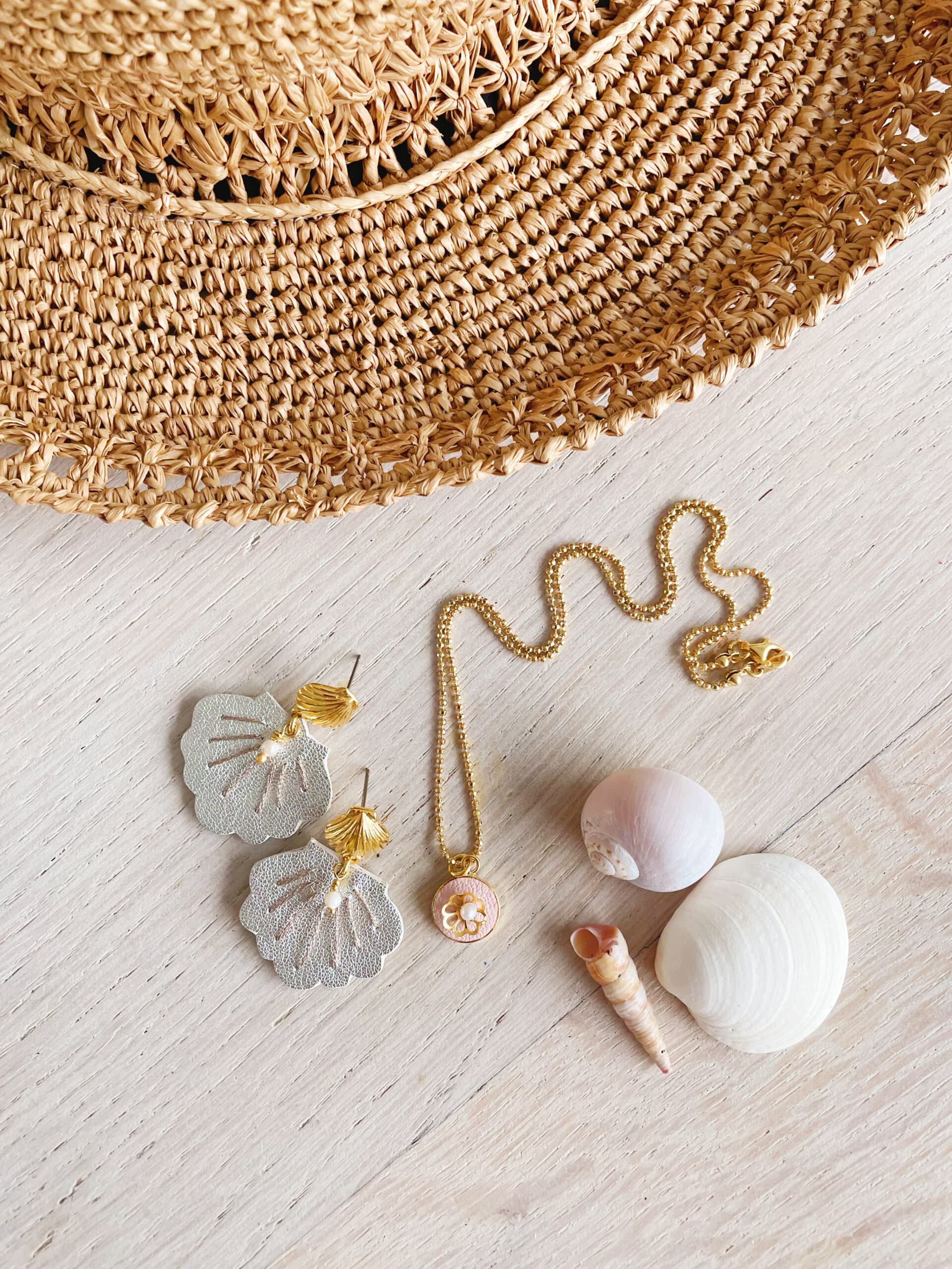 jolis bijoux d'été modèles créateurs pièces uniques fabrication française sur la Côte d'Opale © du vent dans mes valises 2