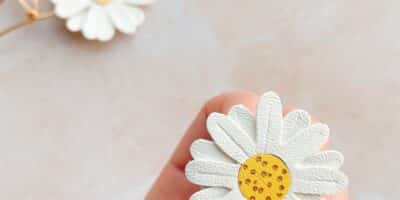Broche marguerite bijou floral