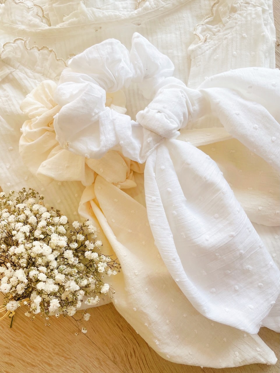 chouchou foulard voile de coton plumetis foulchie accessoire cheveux mariage et cérémonie © du vent dans mes valises 5