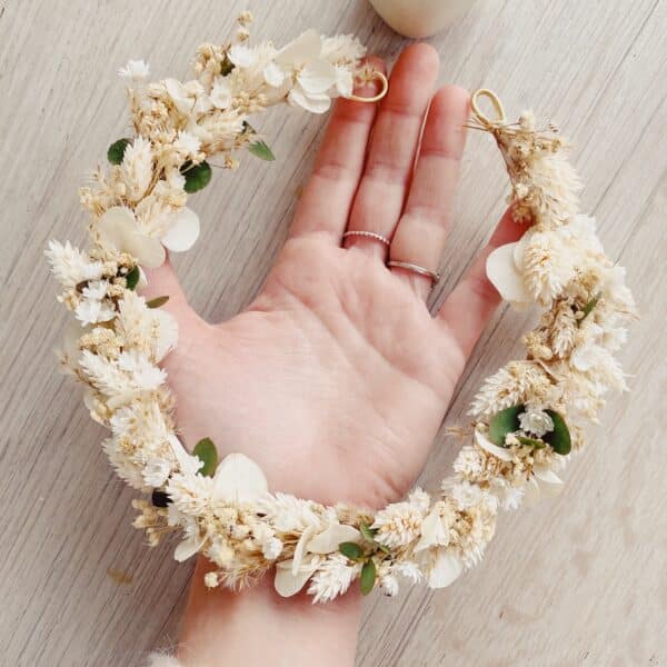 couronne de fleurs séchées pour mariage, communion, baptême, cérémonie civile et jolies occasions femme et fille © du vent dans mes valises 3