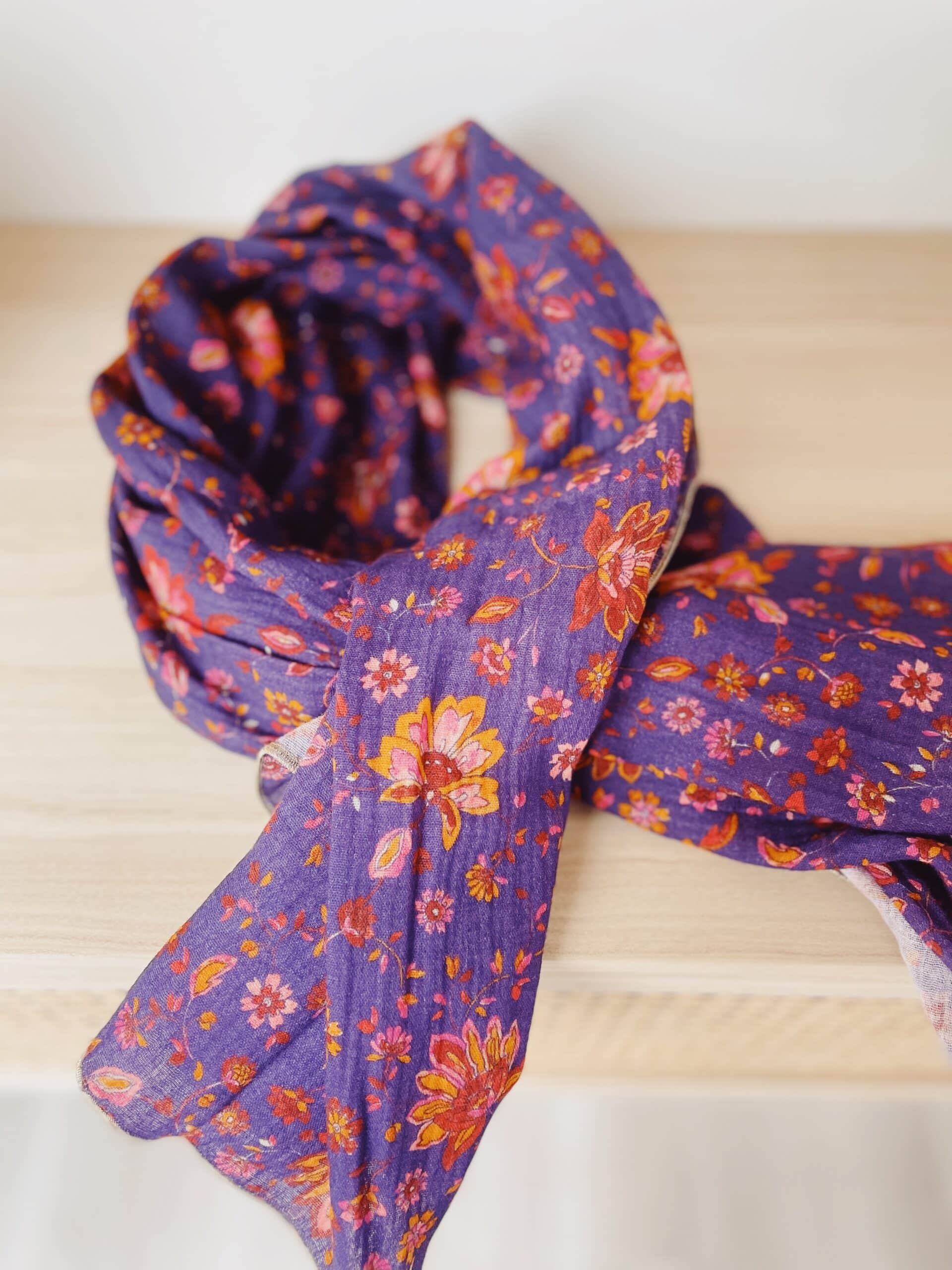 foulard fleuri tendance femme accessoire made in France en coton imprimé fleurs et paisley façon block print indien © du vent dans mes valises 14