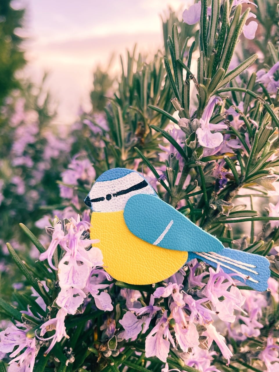 jolie broche brodée mésange oiseau des jardins messager d'amour confection française © du vent dans mes valises 13