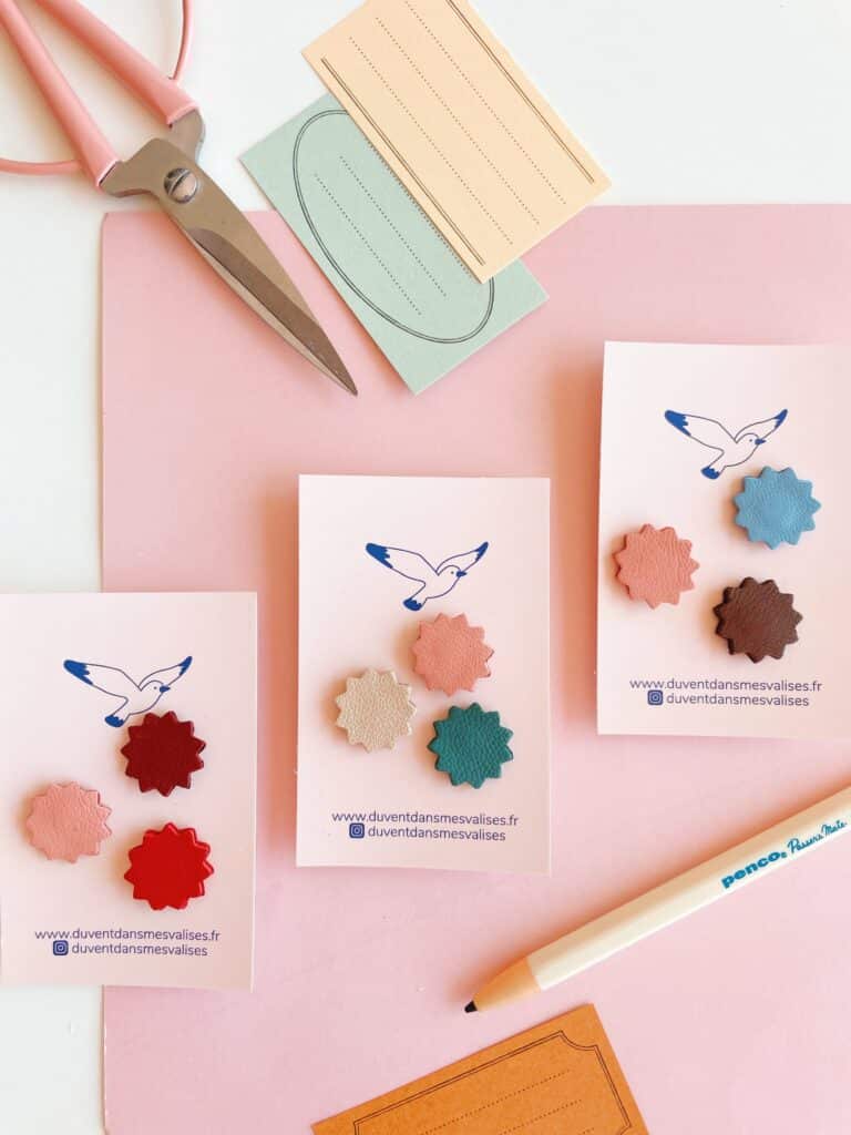 Set de 3 pin’s gommettes couleurs actuelles et intemporelles, artisanaux en cuir surcyclé