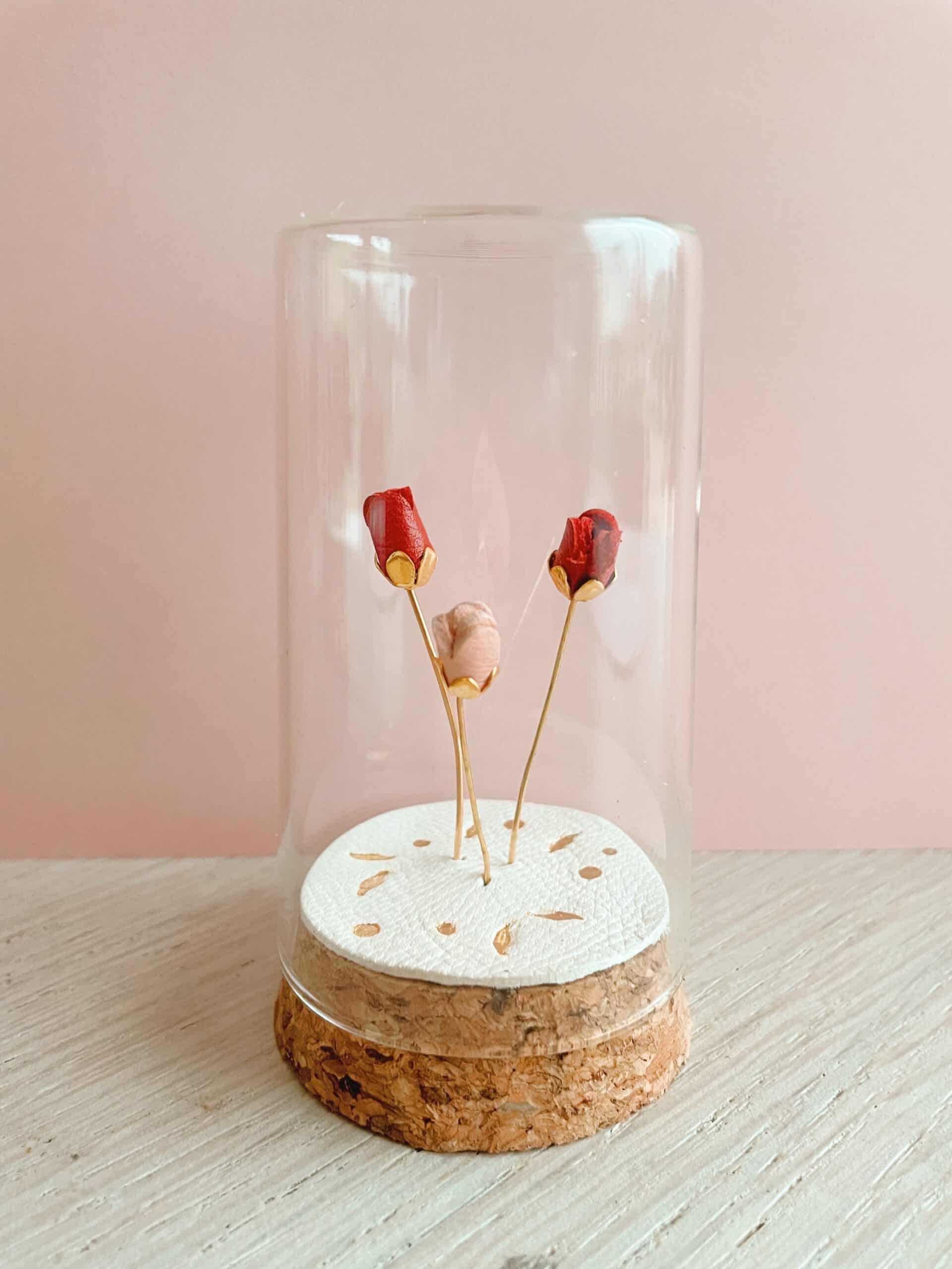 Jardin de Poche Carpe Diem © Du vent dans mes valises 2 Jardin de Poche Carpe Diem décoration poétique maison sous globe verre et socle liège