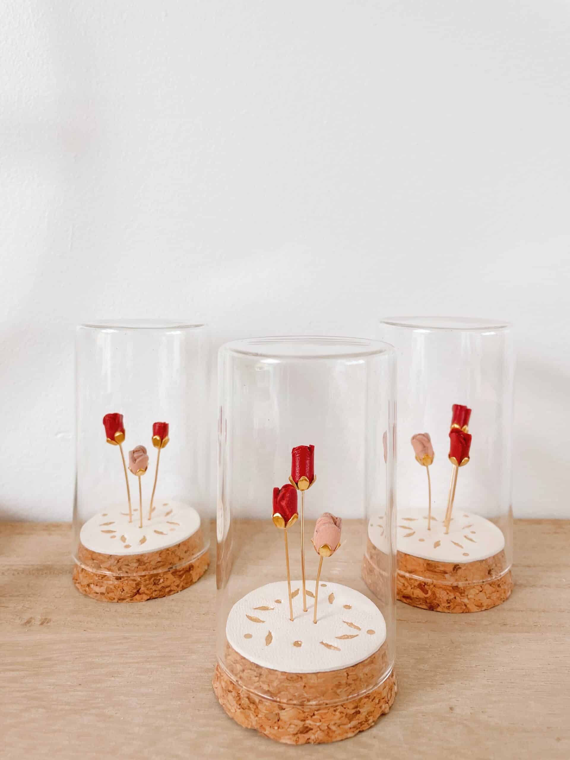 Jardins de Poche Carpe Diem © Du vent dans mes valises Jardin de Poche Carpe Diem décoration poétique maison sous globe verre et socle liège